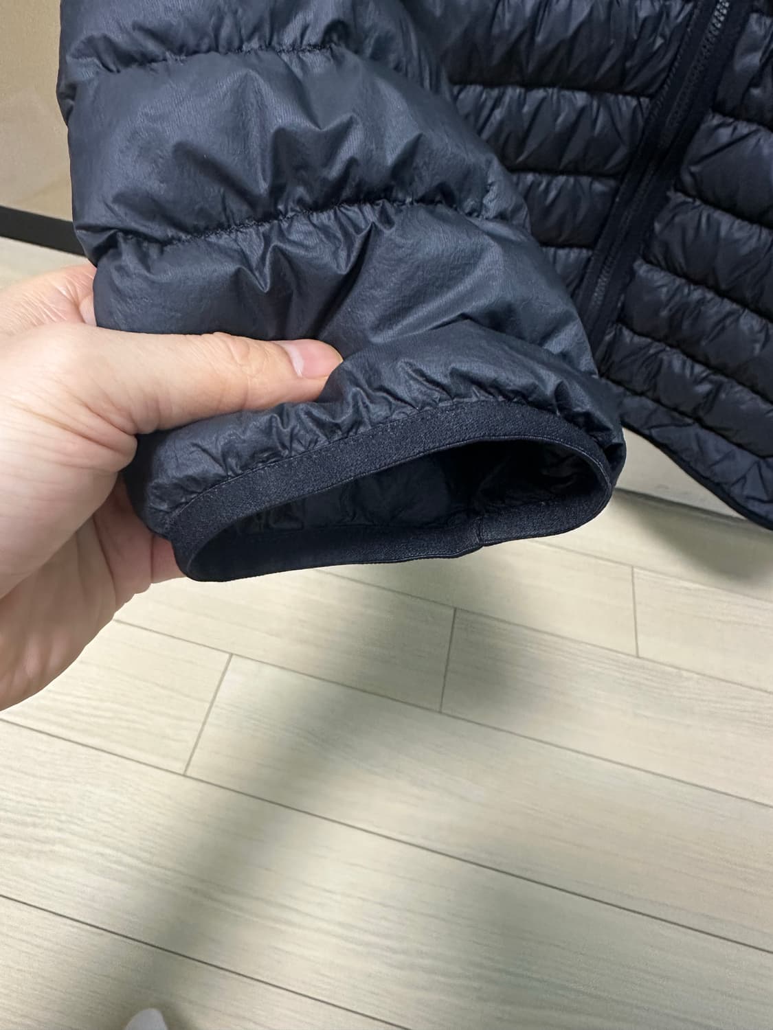 스톤아일랜드 마이크로얀 후드경량패딩 상품이미지5