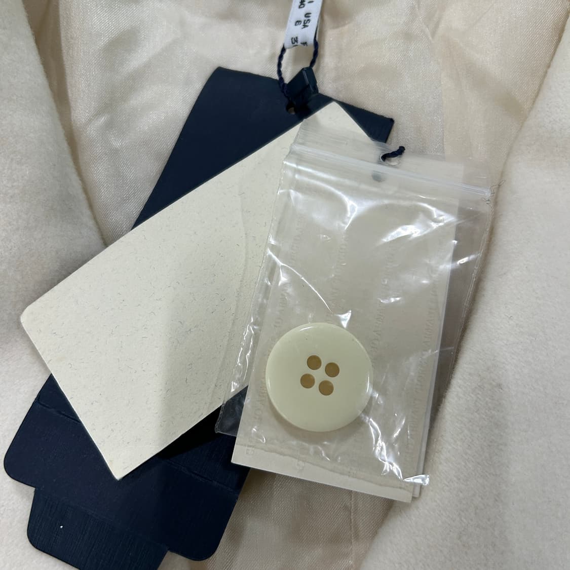 아르마니 여성 코트 새상품 m 상품이미지4