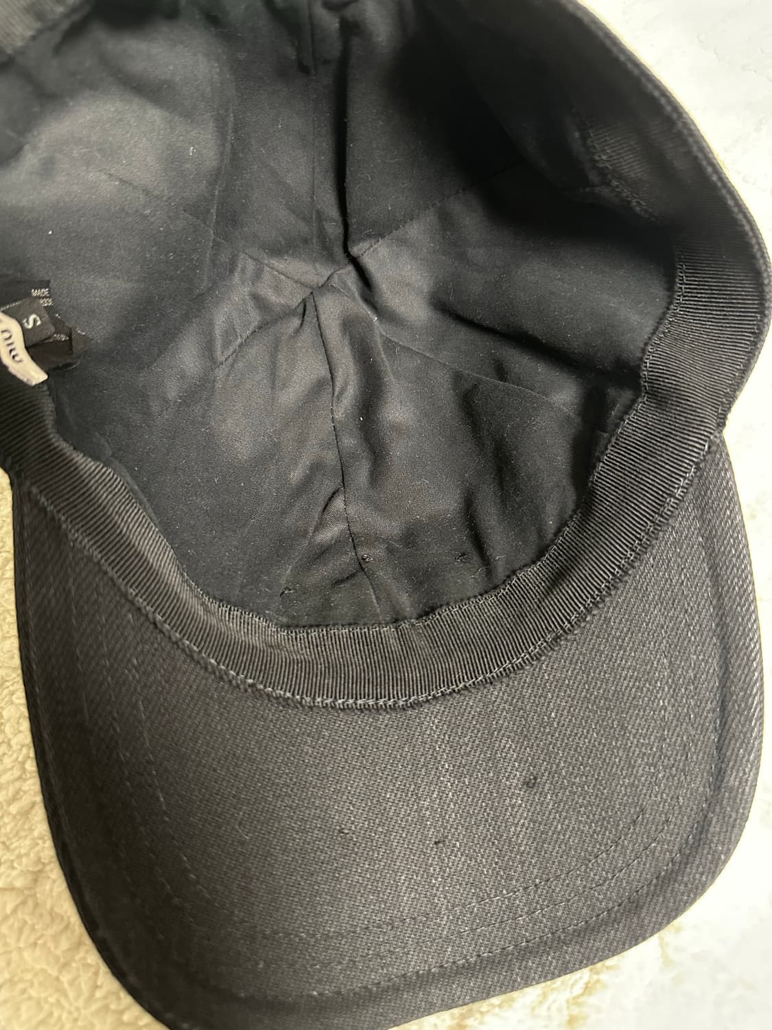 미우미우 클럽 볼캡 블랙 S 상품이미지5