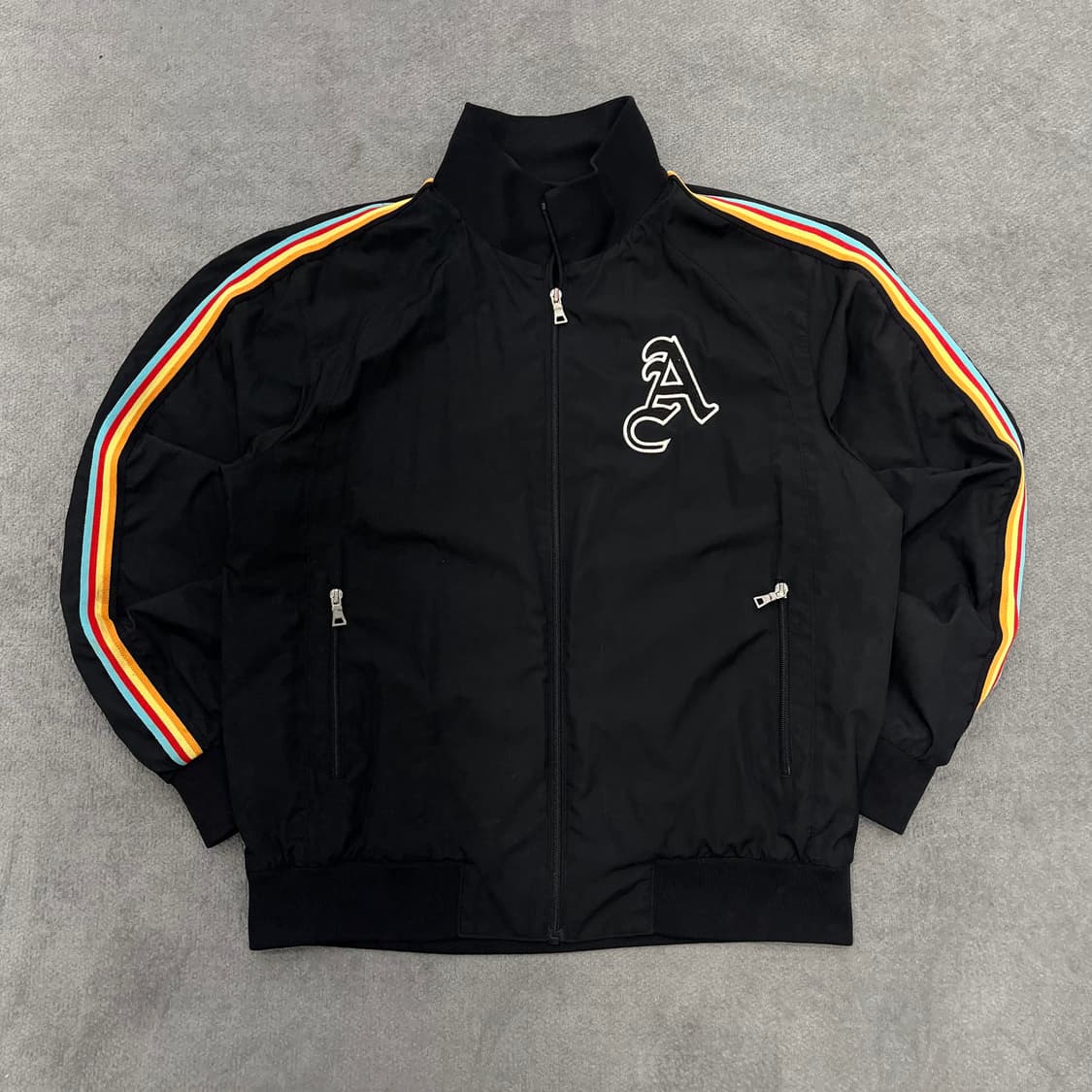 100 아식스 올드스쿨 트랙자켓 상품이미지1