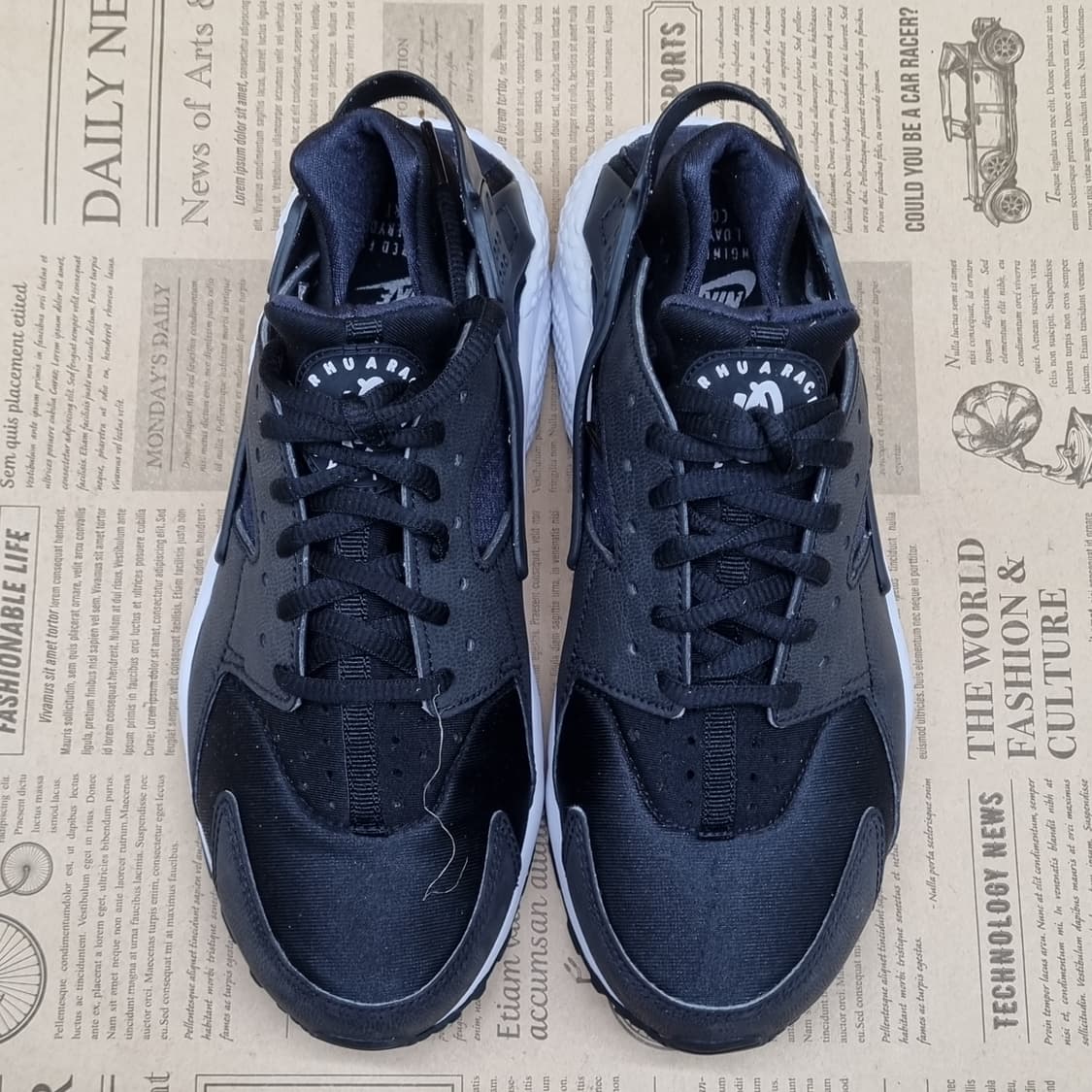 나이키 에어 허라취 여성운동화 실사이즈235 상품이미지2