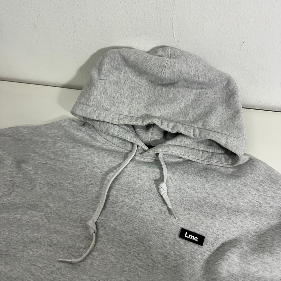 L LMC 엘엠씨 그레이 백로고 오버핏 후드티 상품이미지5