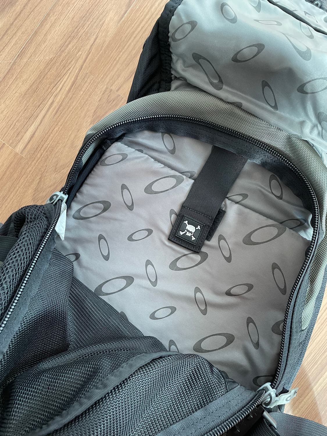 오클리 아이콘 3.0 백팩 상품이미지5