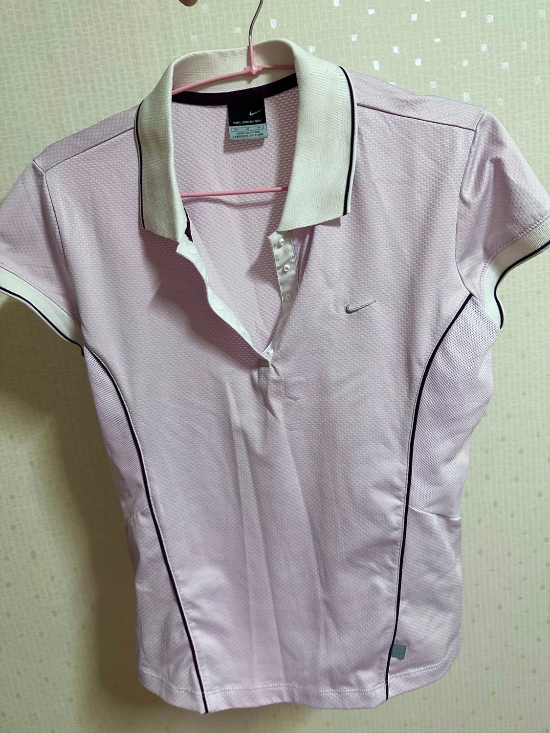 나이키 연보라 기능성반팔 상품이미지1