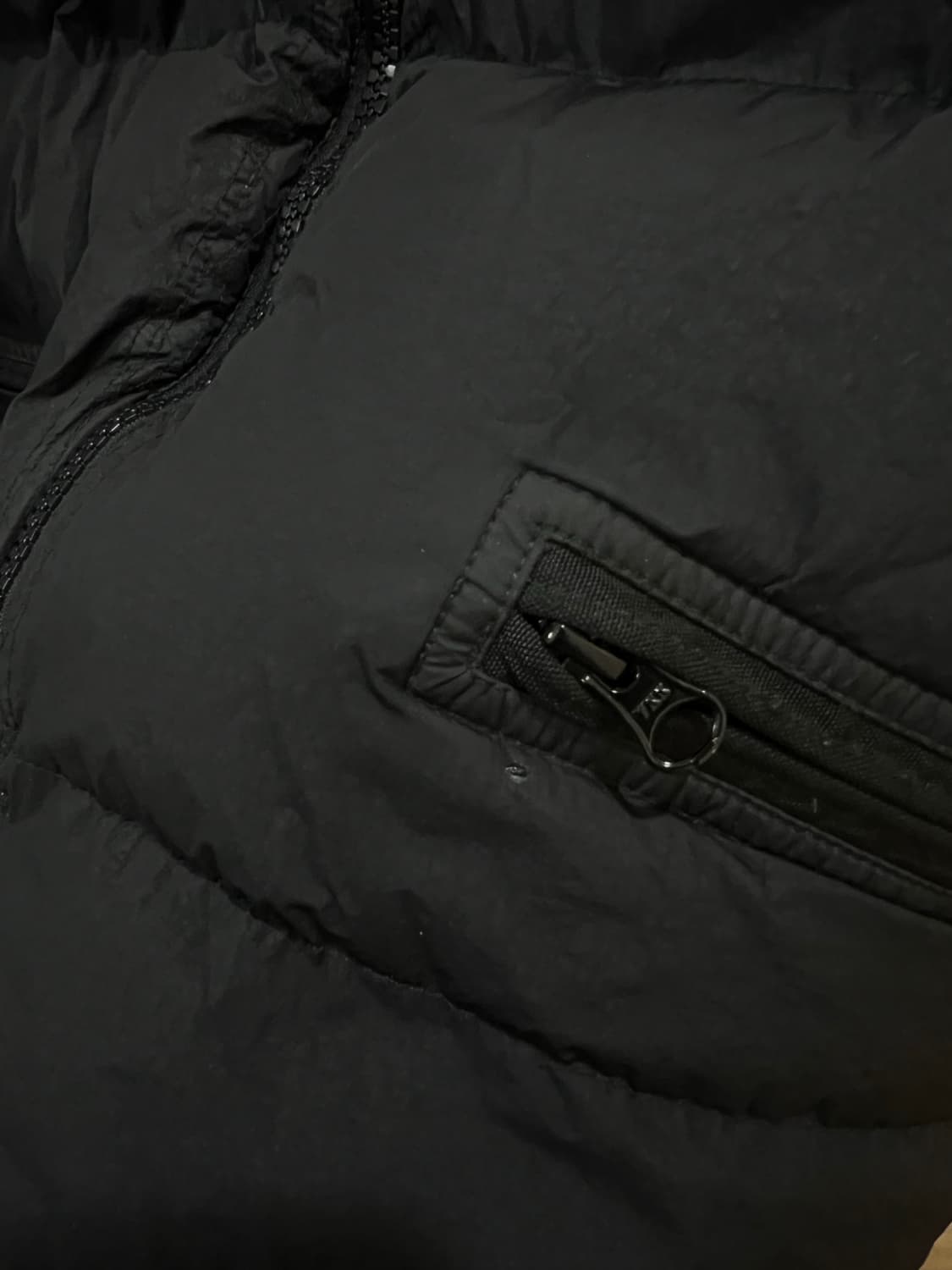 24fw 스톤아일랜드 크링클랩스 패딩 L 상품이미지3