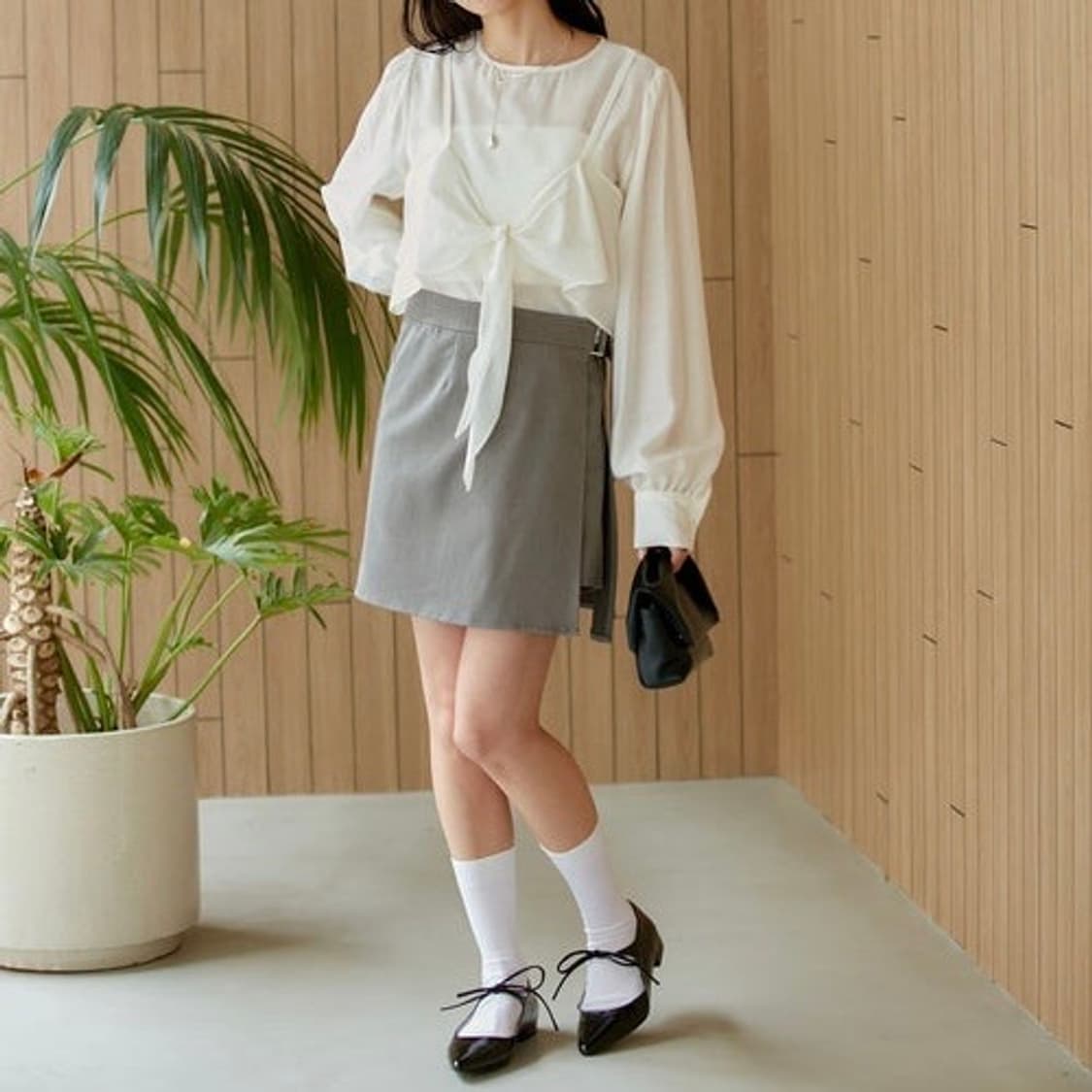 미착용 vis 비스체 도킹 시어 블라우스 상품이미지4