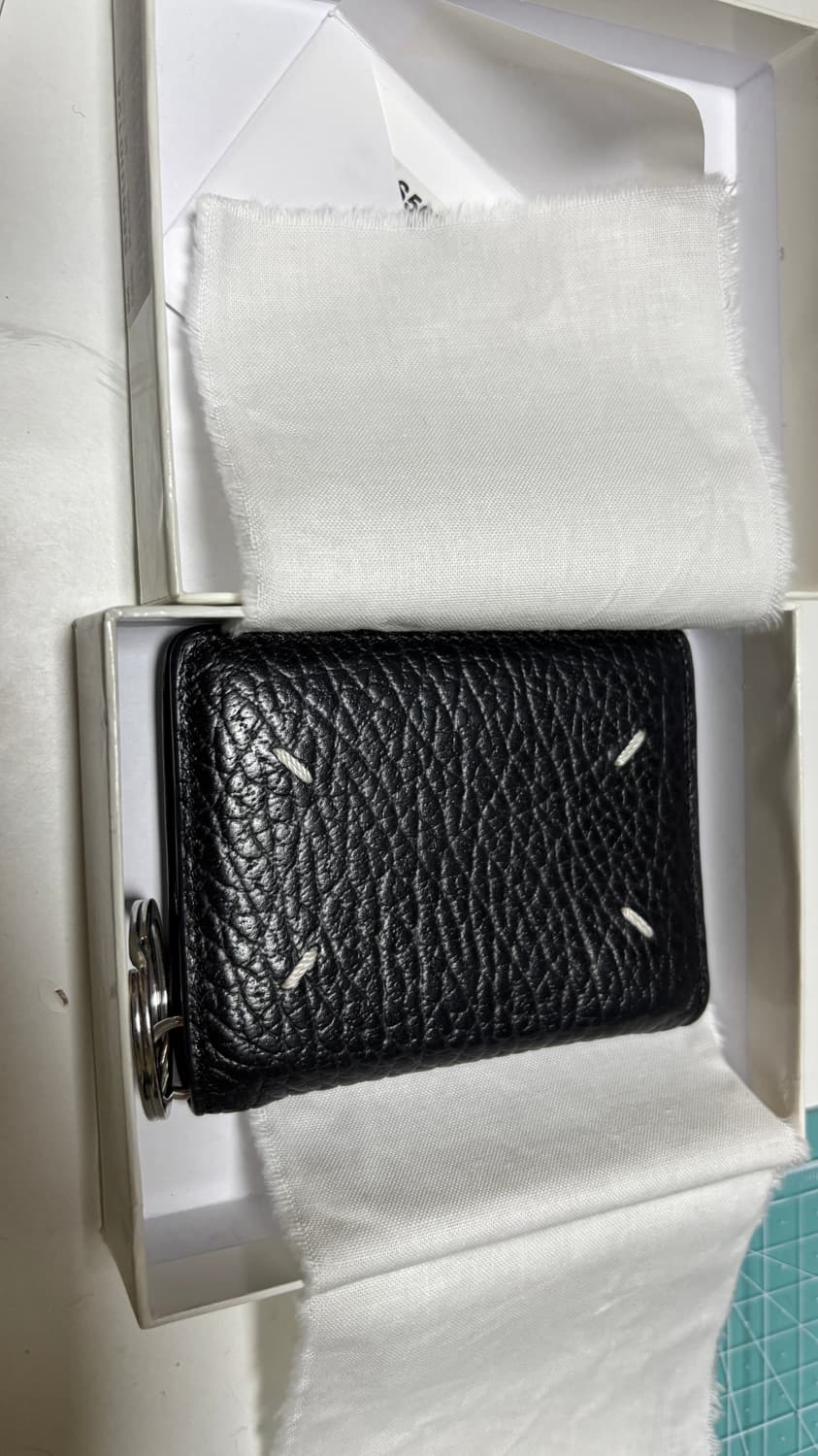 메종 마르지엘라 키링 지갑 블랙 S56UI0128 상품이미지1