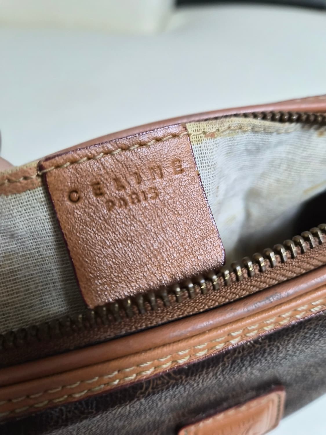 셀린느 정품 파우치 상품이미지4