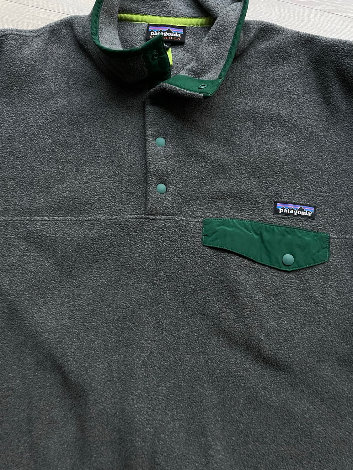 파타고니아 신칠라 그레이 그린 플리스 patagonia 상품이미지4