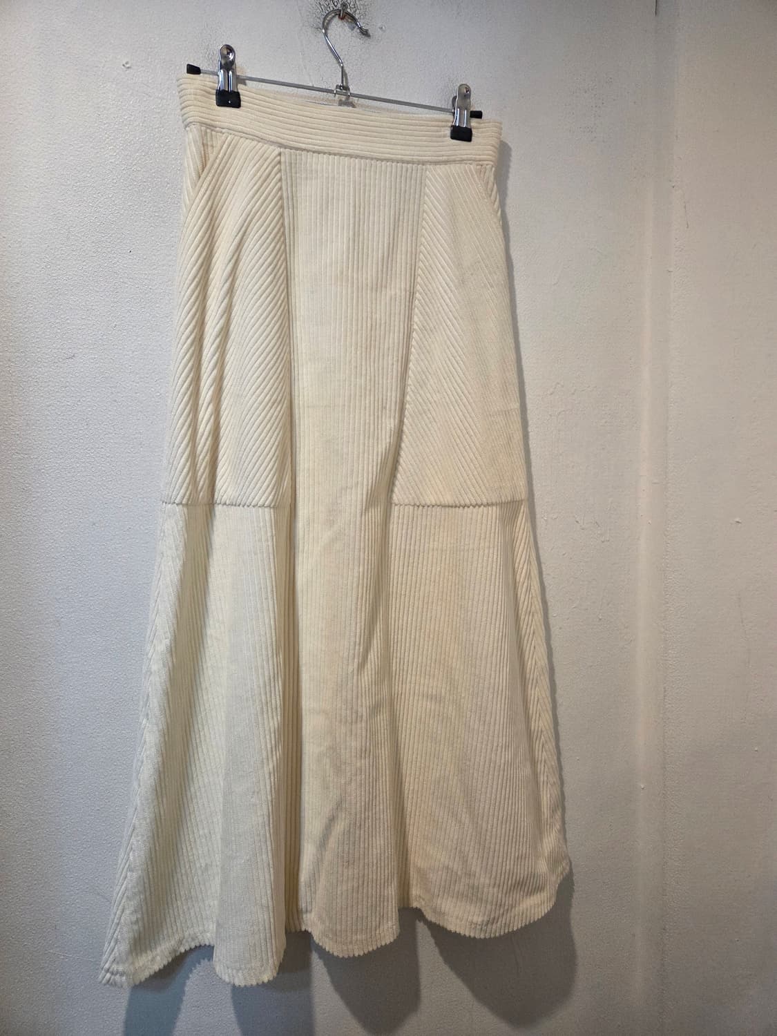 자라 코듀로이 롱스커트 상품이미지1