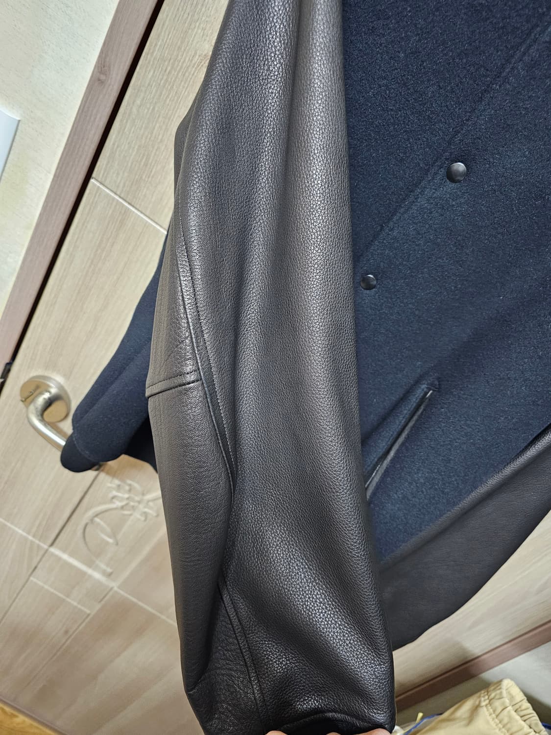 캡틴선샤인 23fw 어워드 자켓 44사이즈 블랙 바시티 상품이미지7