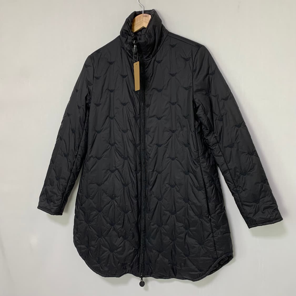 엠포리오 아르마니 블랙 퀼팅 여성 경량패딩 코트 점퍼 상품이미지3