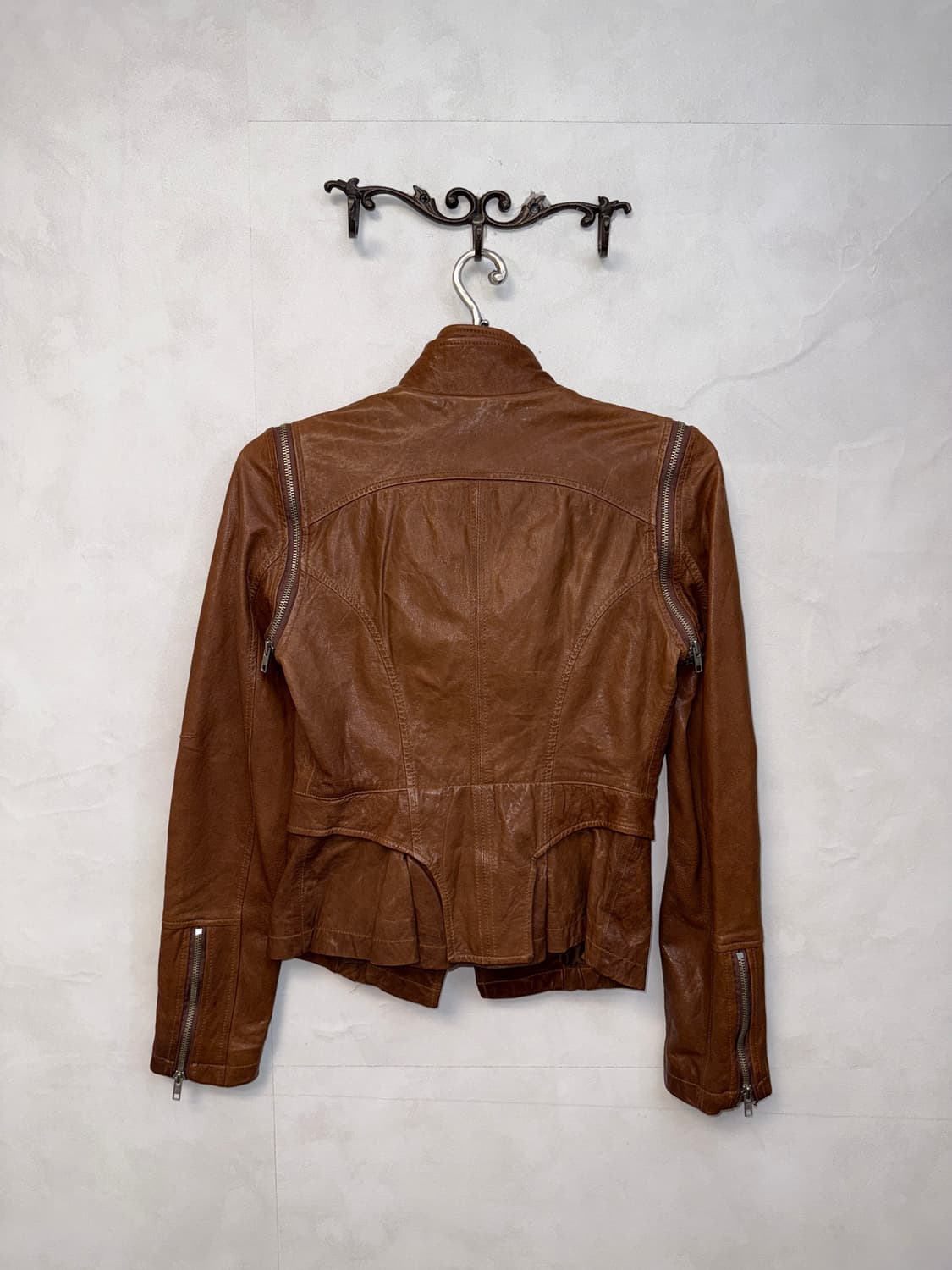 Brown lamb skin two ways buckle jacket  상품이미지6
