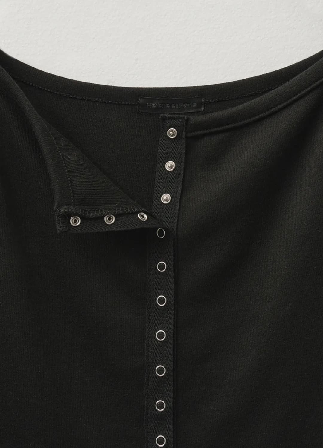 헬레네파리스 보트넥 스냅 슬릿 가디건 블랙 상품이미지2