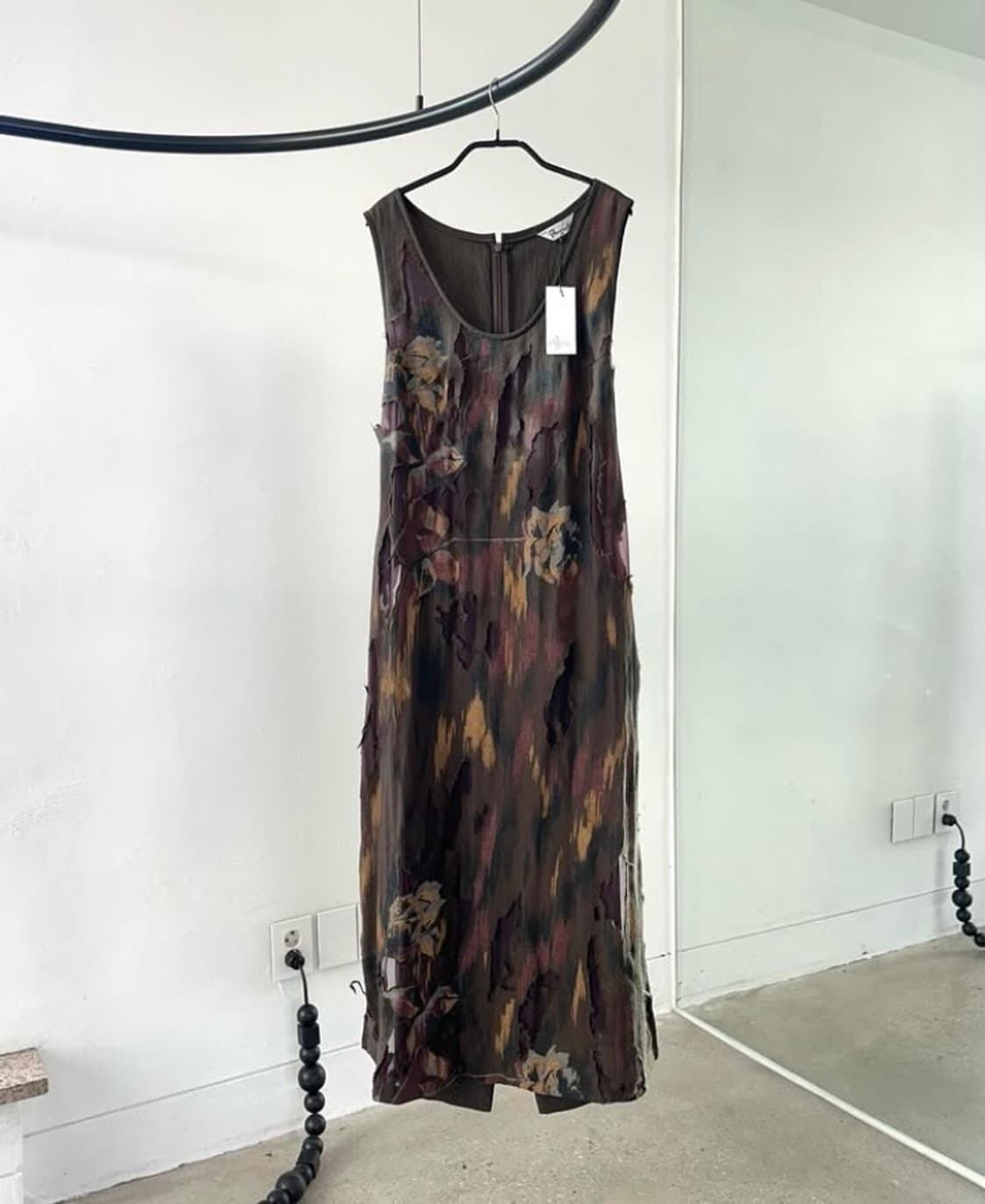 낙엽 유화 디테일 원피스 상품이미지2