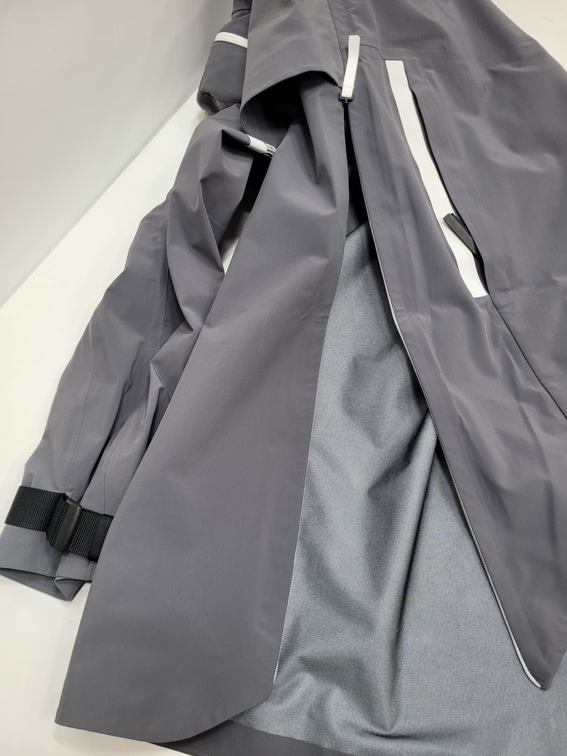 (새상품급) 아디다스 20SS 마이숼트 자켓 / 남 S (111) 그레이 상품이미지6