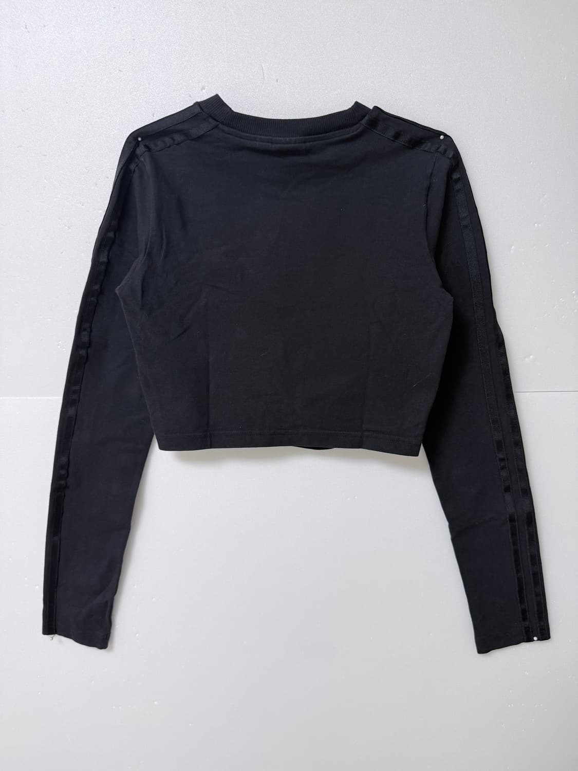 🖤adidas 아디다스 크롭 긴팔 티셔츠 블랙 XS 🖤 상품이미지4