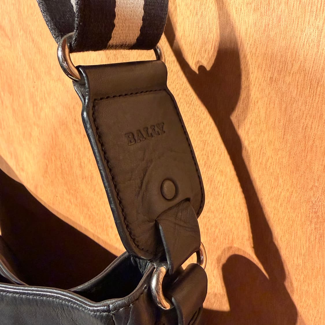 BALLY 발리 카우레더 크로스백 상품이미지3