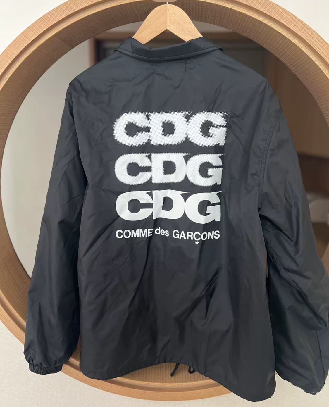 CDG 로고 코치 자켓 블랙 상품이미지1