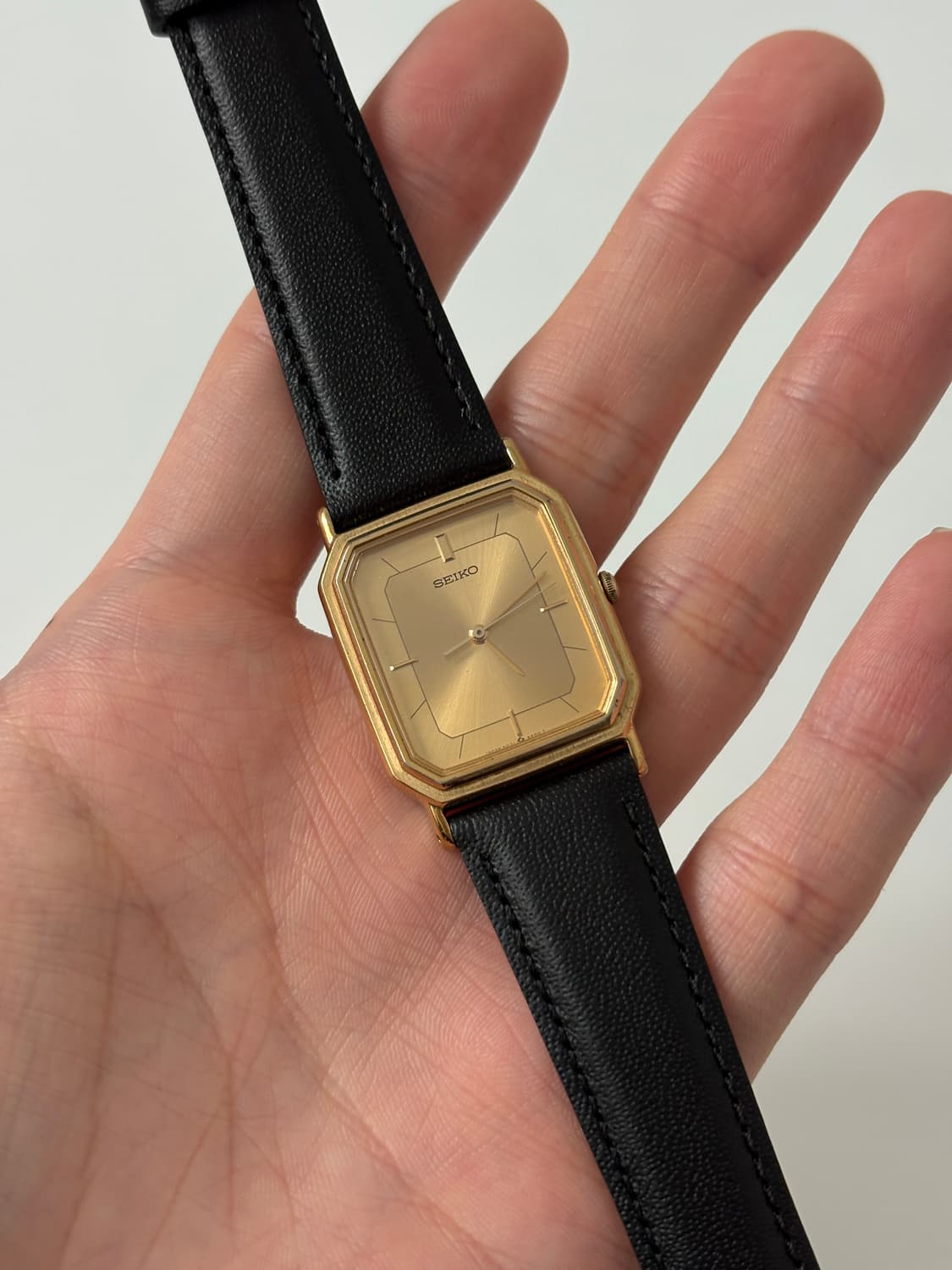 1980s Gold Octagon Case Quartz 상품이미지1