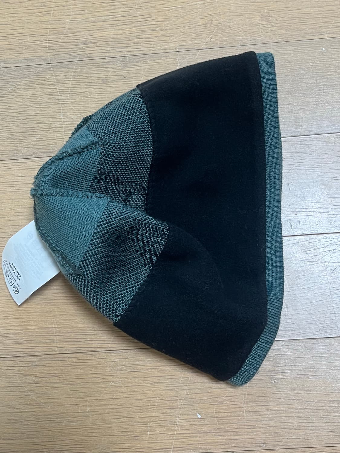 아크테릭스 버드 헤드토크 비니 다크 매직 상품이미지2