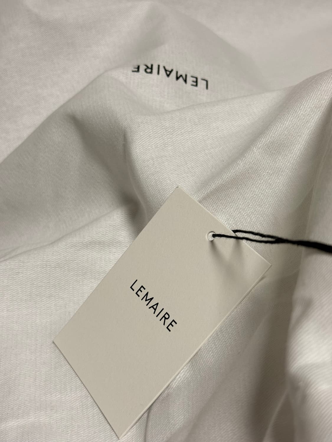 르메르 범백 크루아상 블랙 미디엄 그레인 가죽 상품이미지9