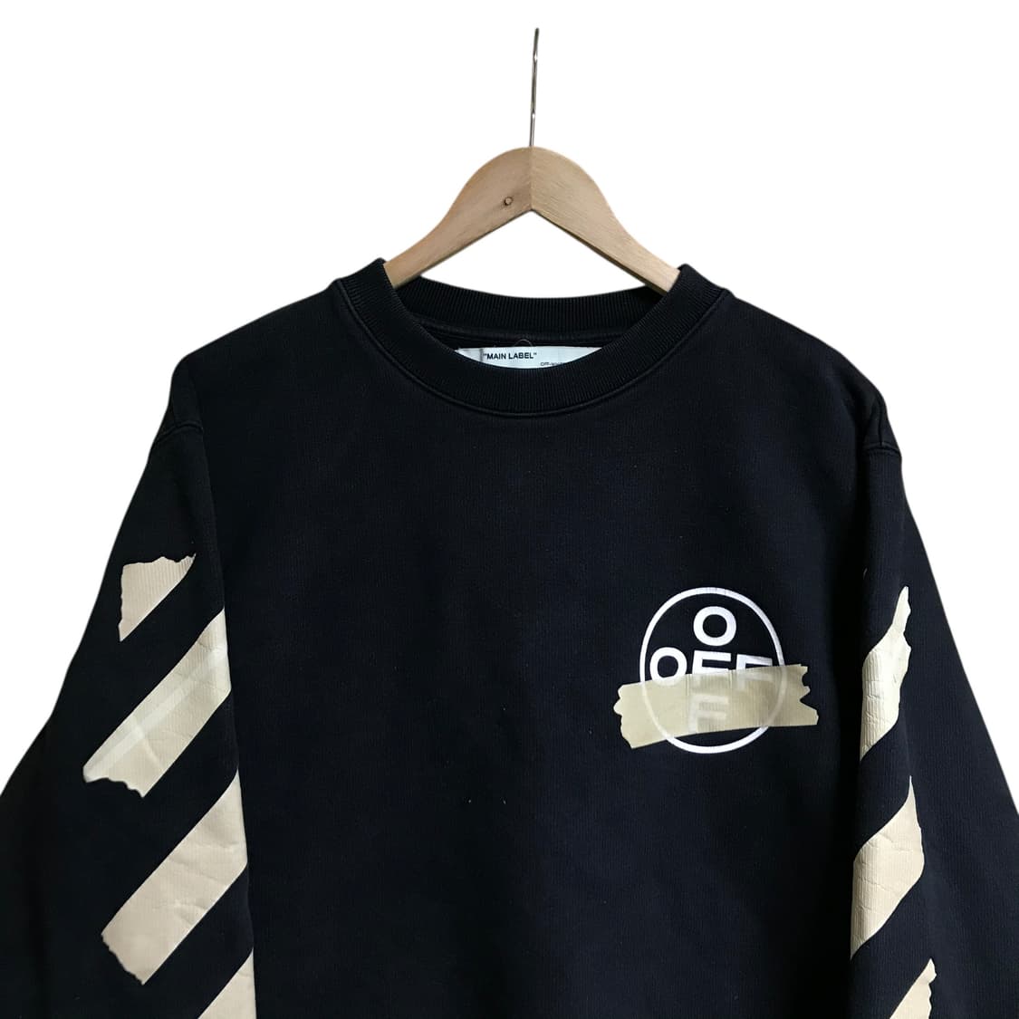 오프화이트 테이프애로우 스웻셔츠 상품이미지2