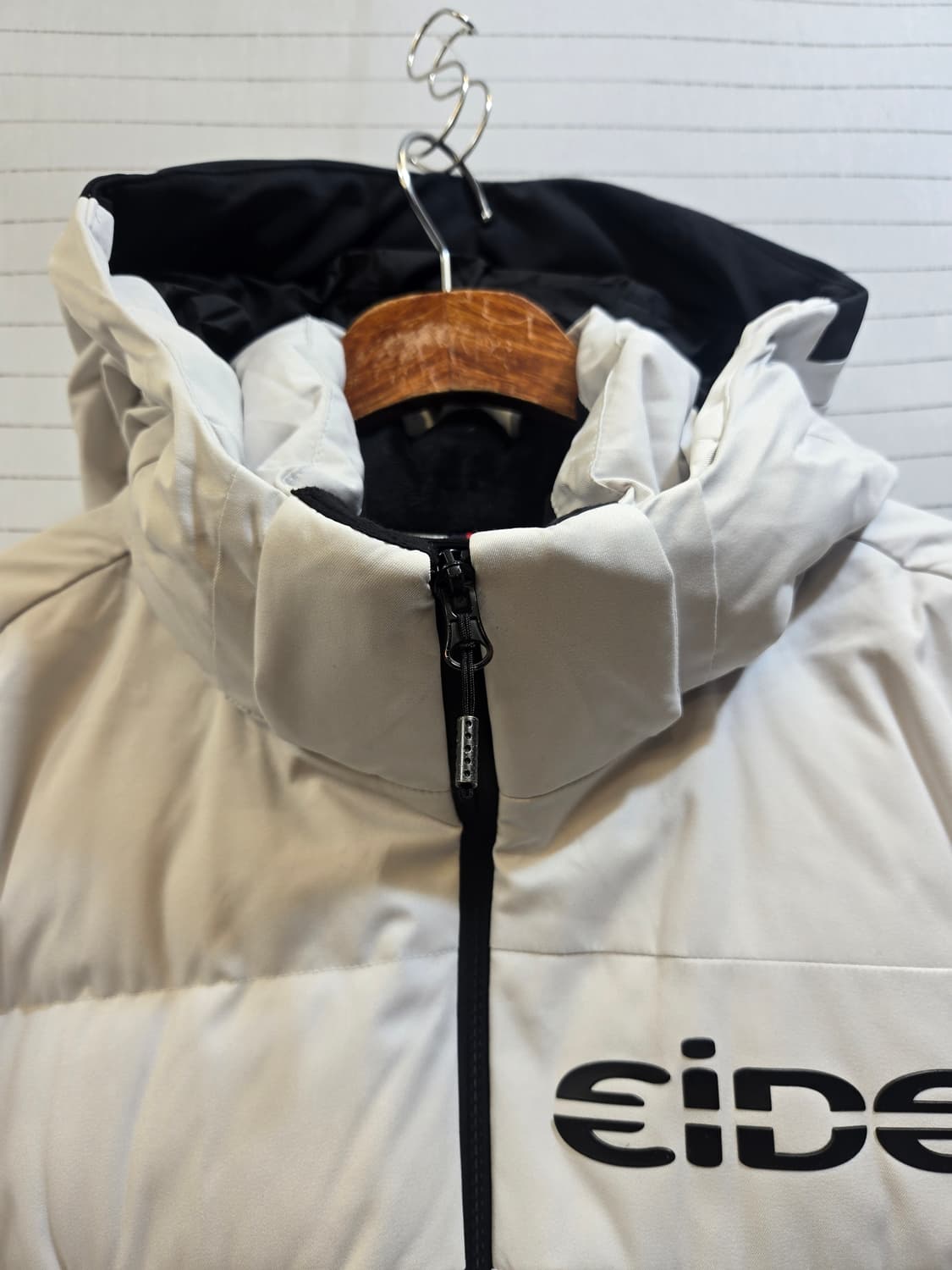 아이더 화이트패딩 상품이미지2