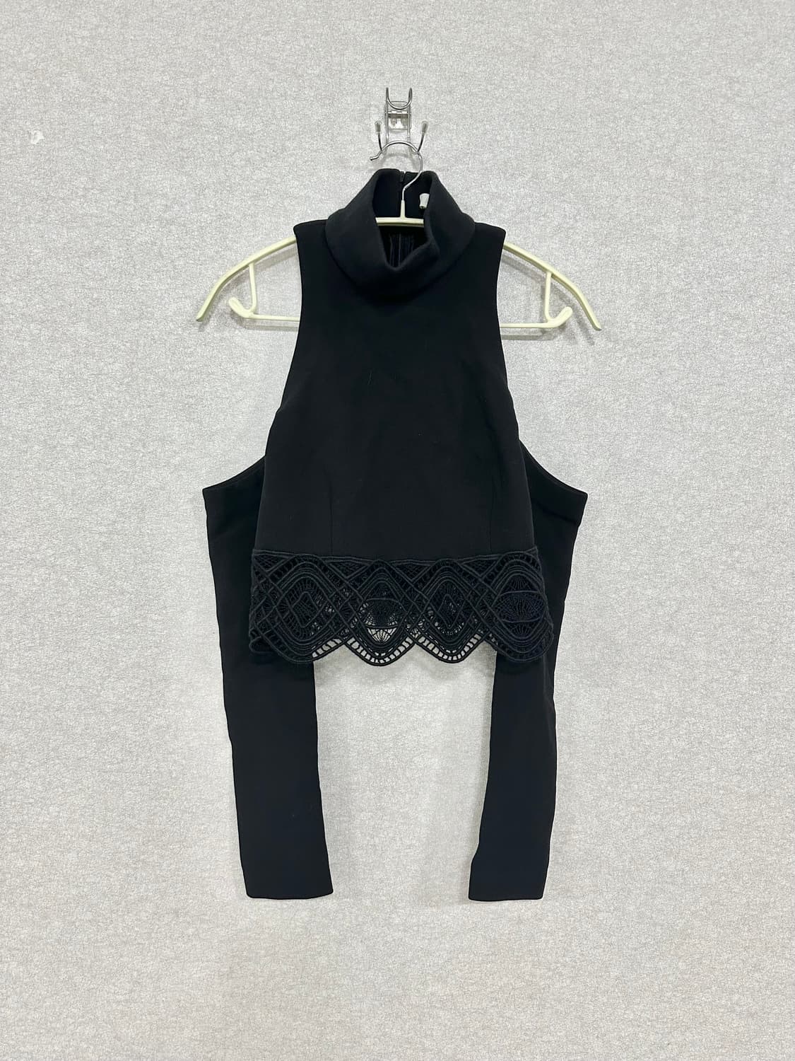 조나단심카이 오픈 터틀넥  상품이미지1