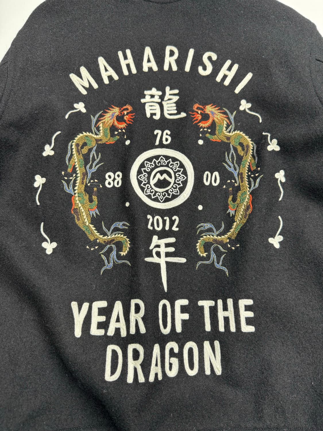 마하리시 자수봄버 S 블랙 상품이미지2