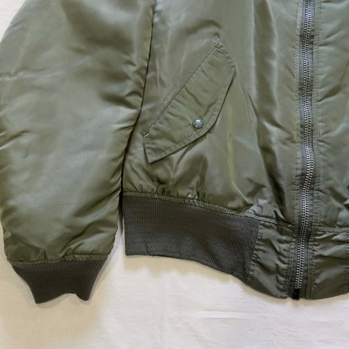 90s 알파인더스트리 MA-1 항공 점퍼 상품이미지4