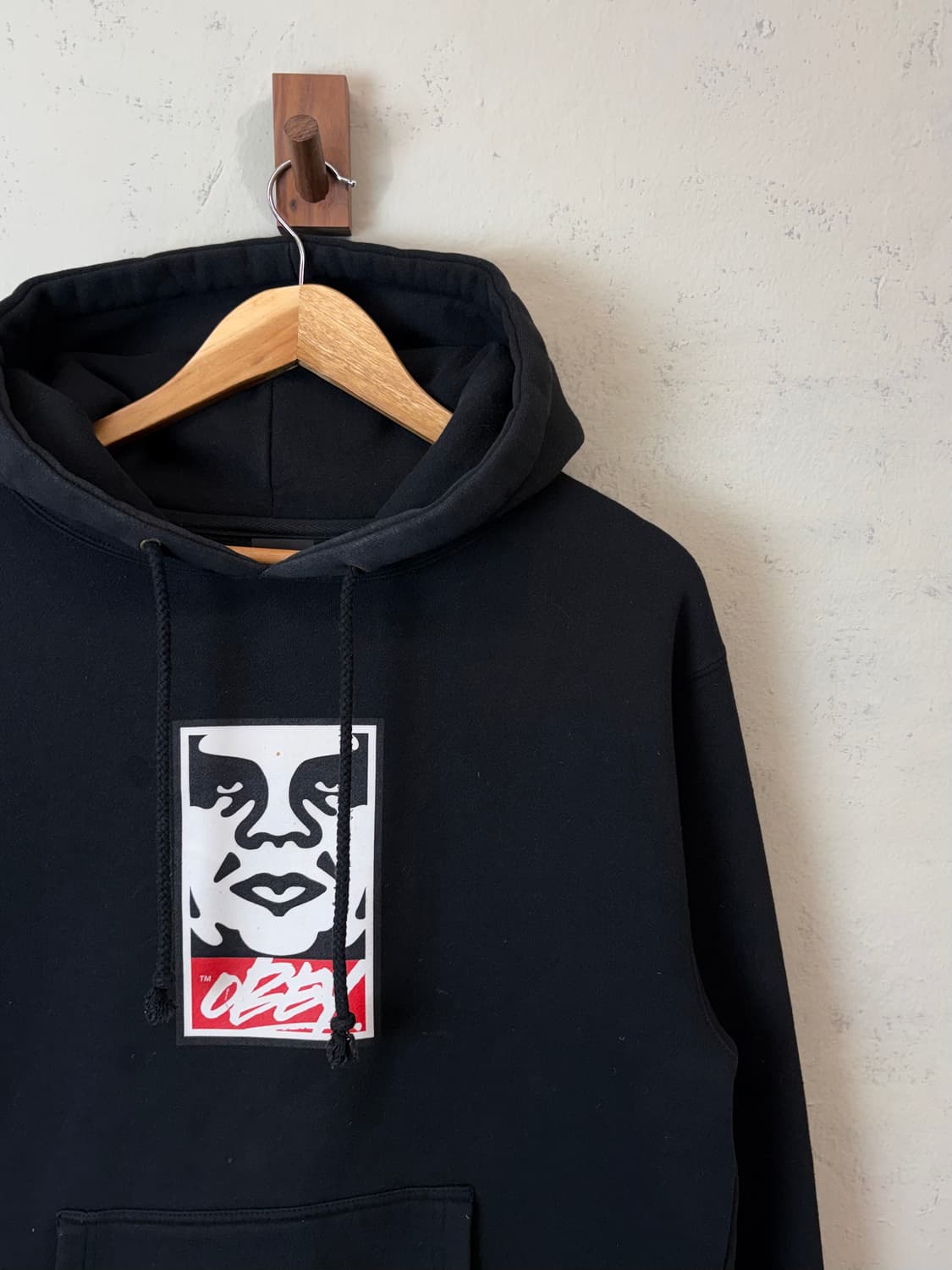 오베이 페이스 프린팅 후드티 블랙 상품이미지3