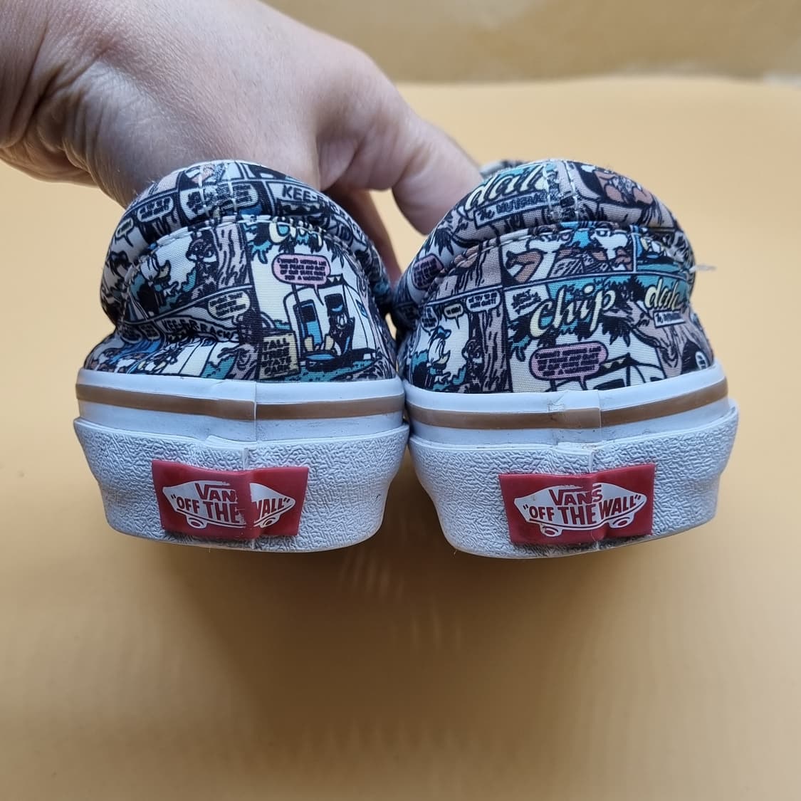 반스  디즈니 콜라보 여성스니커즈225 상품이미지4