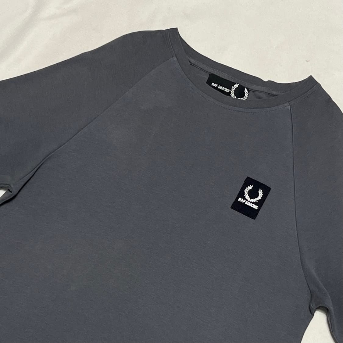 38 라프시몬X프레드페리 콜라보 티셔츠 상품이미지1