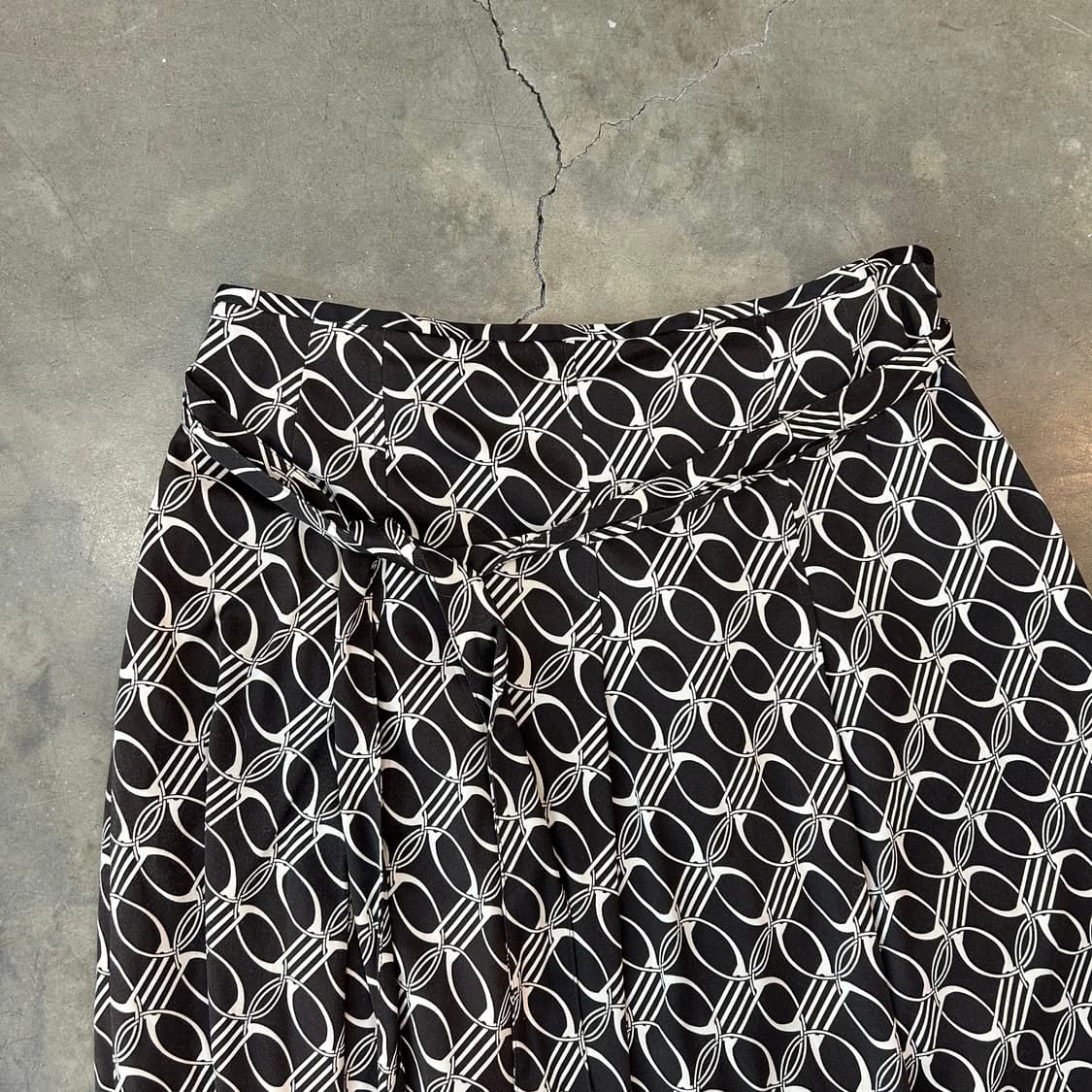 브라운 패턴 미디 스커트 상품이미지4