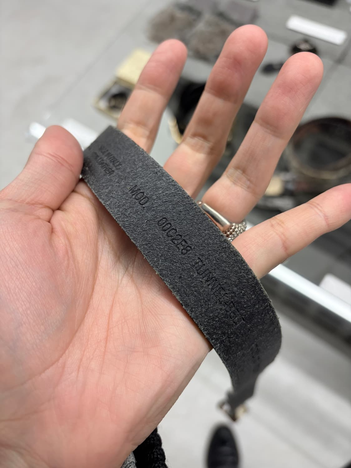 조이리치 피라미드 스터드 레더 벨트 상품이미지6