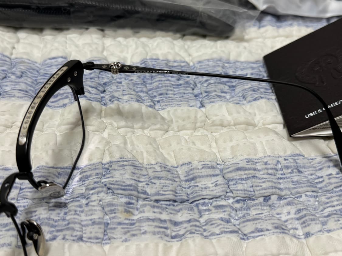 크롬하츠 슬런트레딕션 52사이즈 매트블랙 새상품 판매합니다 상품이미지4