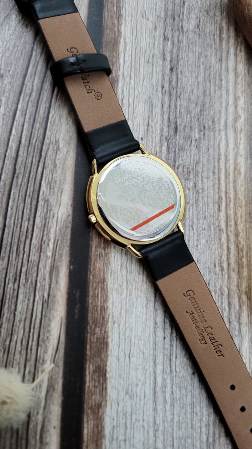 [특가상품]정품 크리스찬디올 골드 3단 라운드 남여공용 시계 상품이미지8