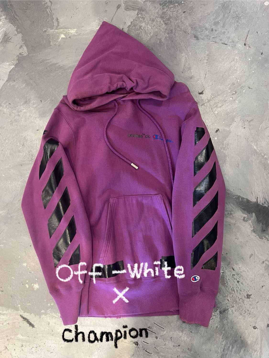Off-white x champion  상품이미지1
