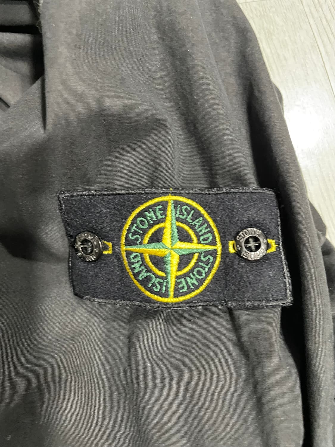 스톤아일랜드 가먼트다잉 오버셔츠 블랙 3XL/23FW 상품이미지2