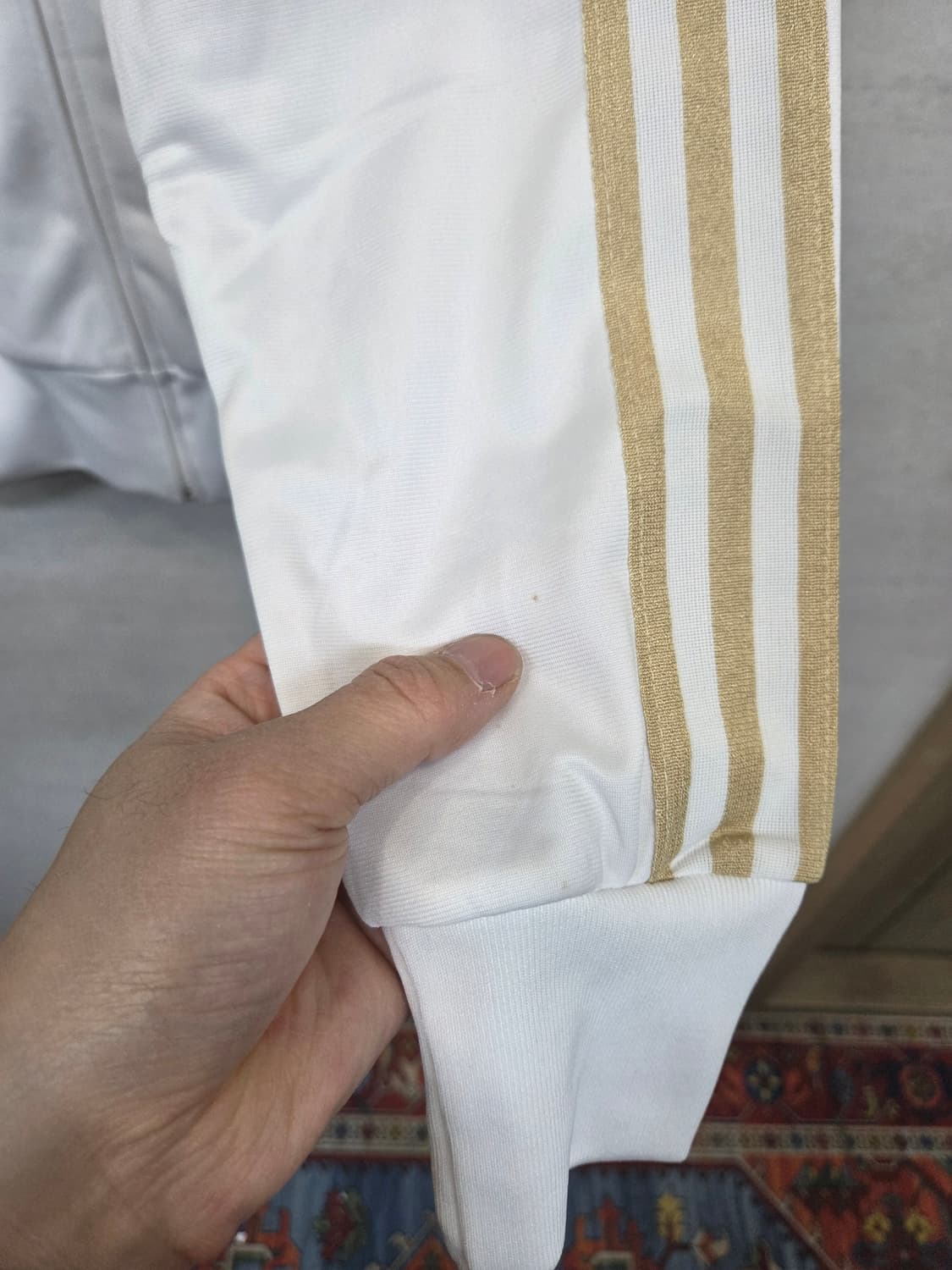 아디다스 빅트레포일 트랙탑 져지 화이트골드 xl 상품이미지6