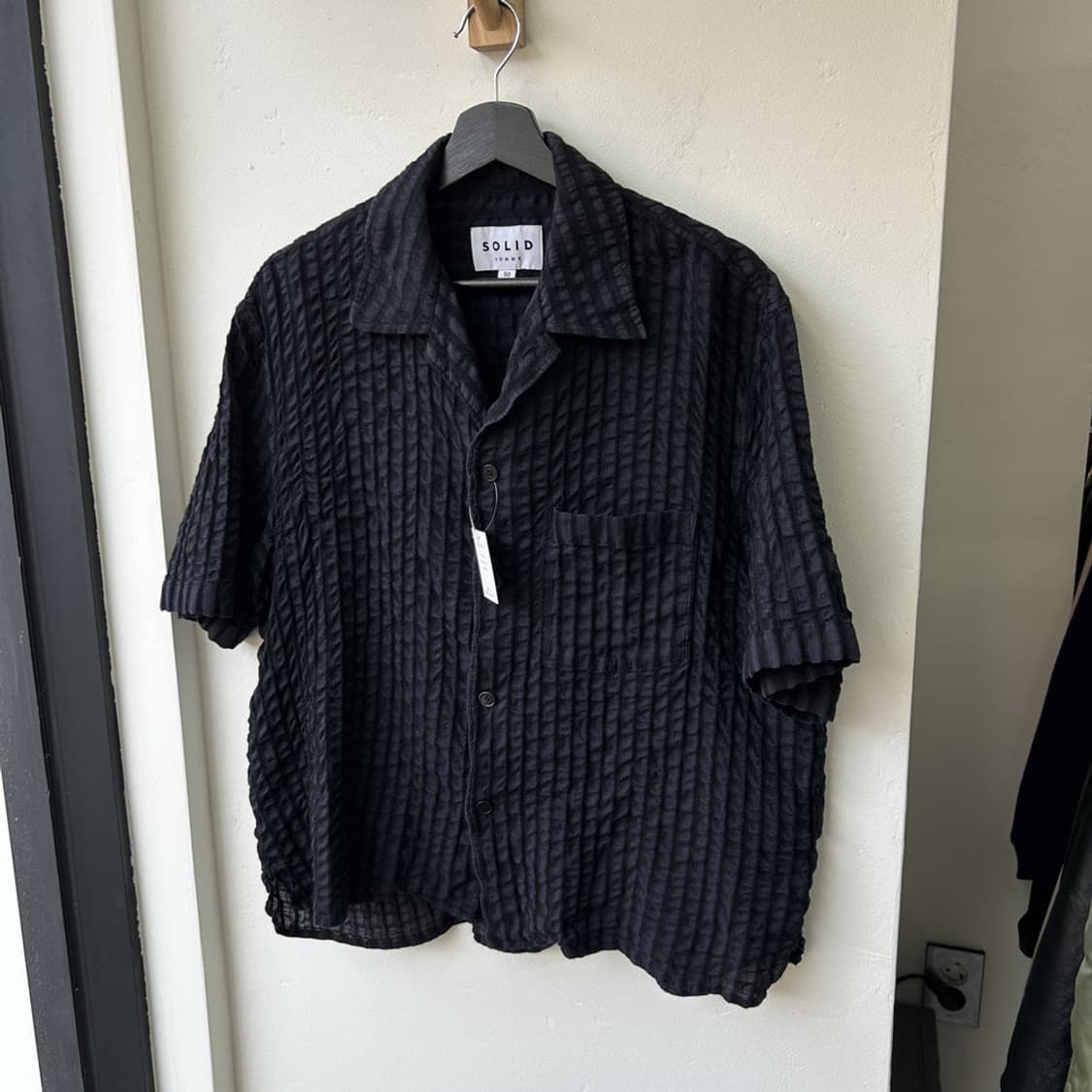 16563 - 솔리드옴므 블랙 반팔 셔츠 상품이미지2