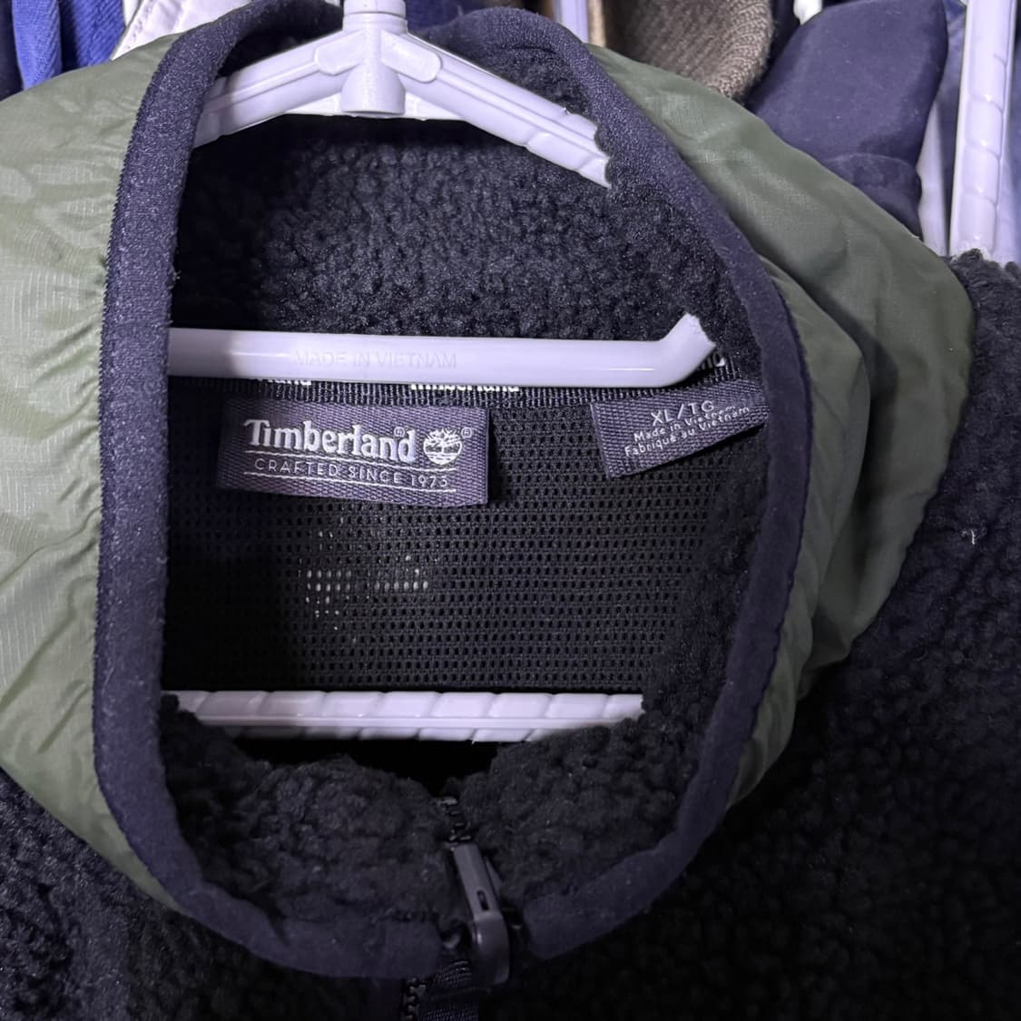 팀버랜드 검정카키 후리스 xl 상품이미지2