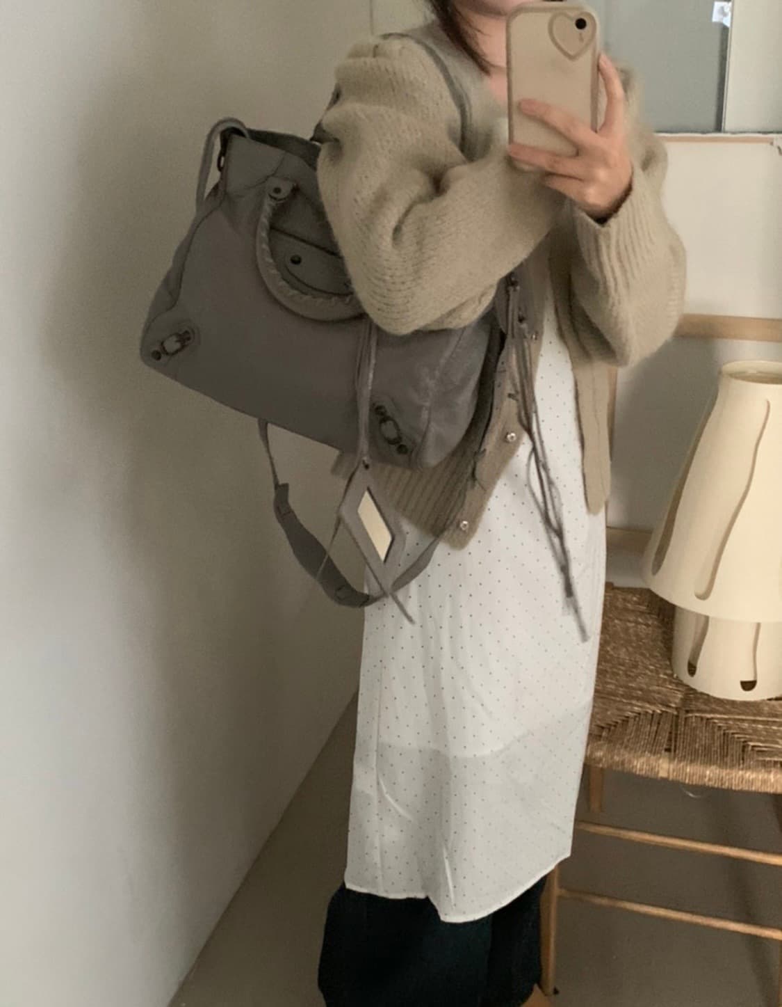 발렌시아가 모터백 블랙 은장 상품이미지7