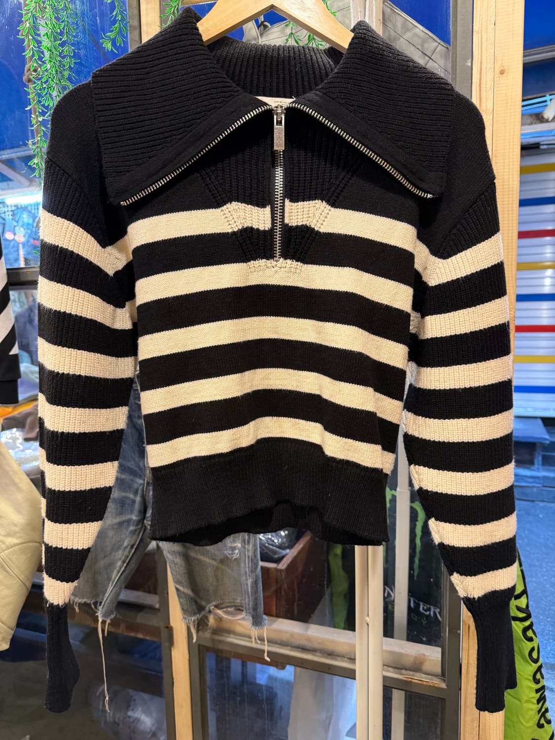 자라 스트라이프 크롭 반집업 니트 상품이미지1