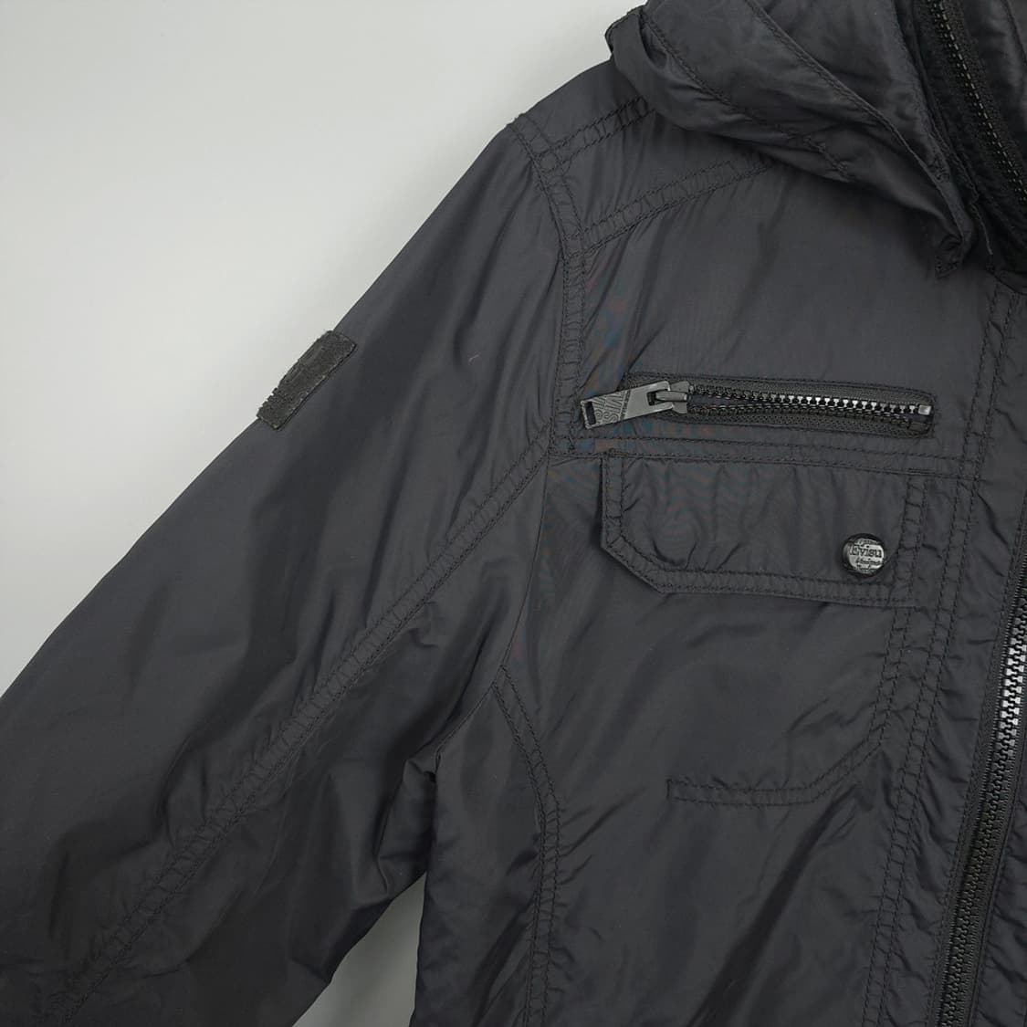 에비수 EVISU 후드 포켓 집업 블랙 M 상품이미지4