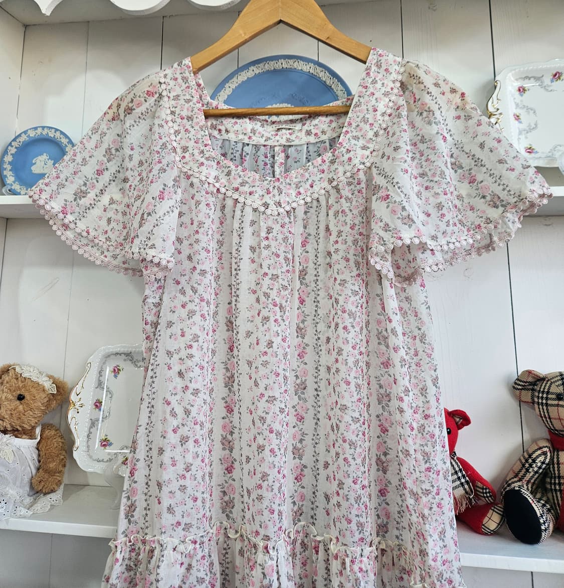 LEST ROSE 플라워 쉬폰 프릴 원피스 상품이미지3