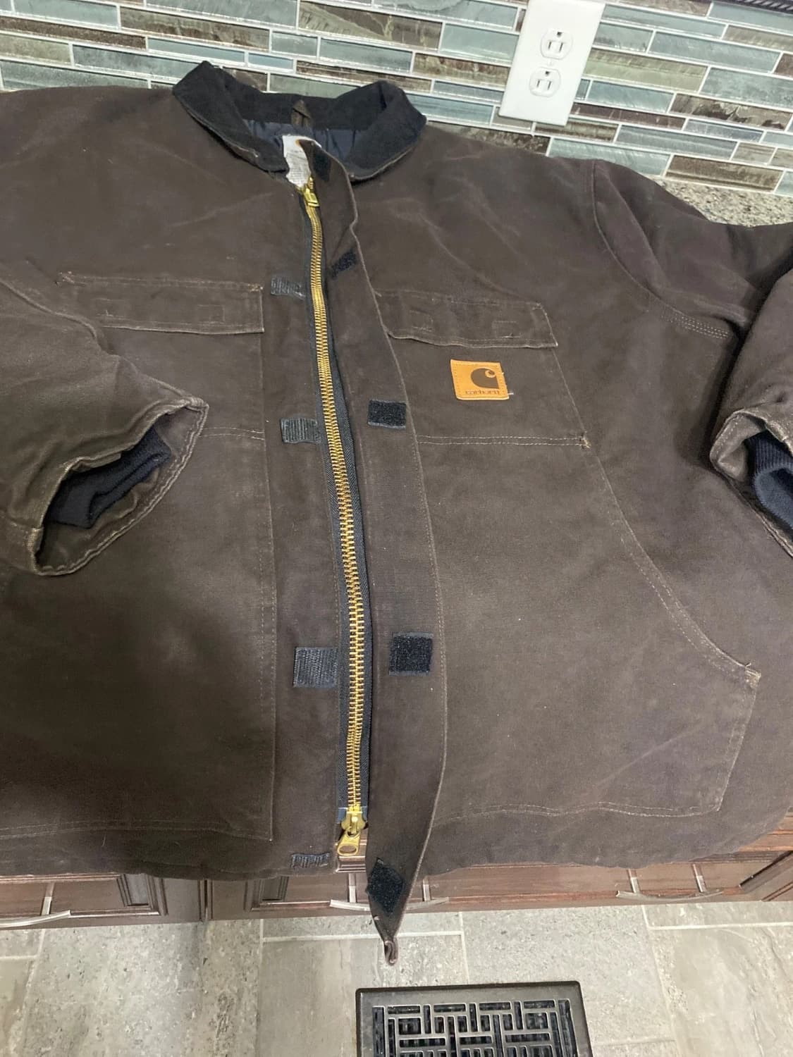 칼하트 C26 디트로이트 자켓 브라운 3XL 상품이미지4