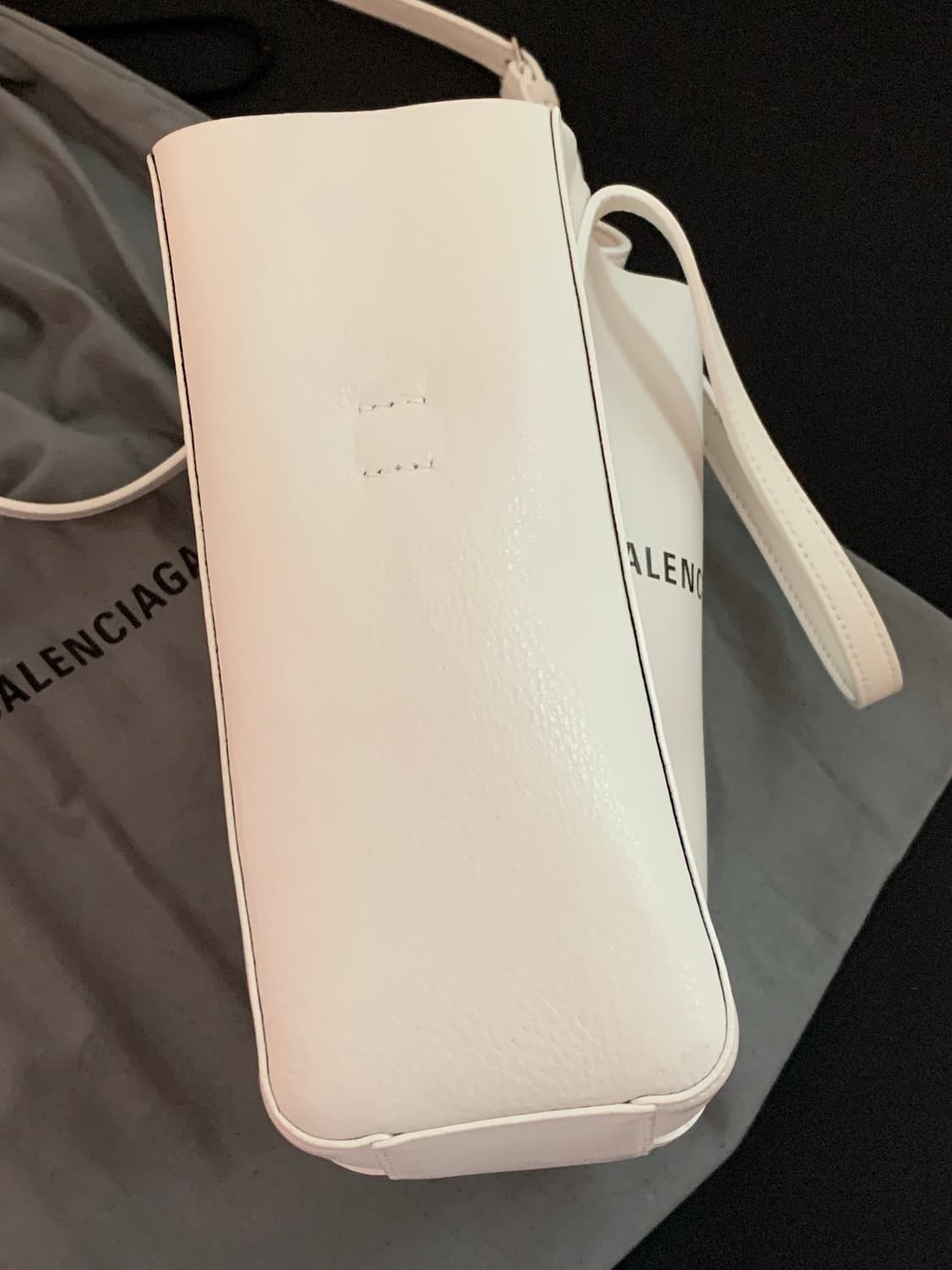 발렌시아가 에브리데이 토트백 화이트 xxs 상품이미지7