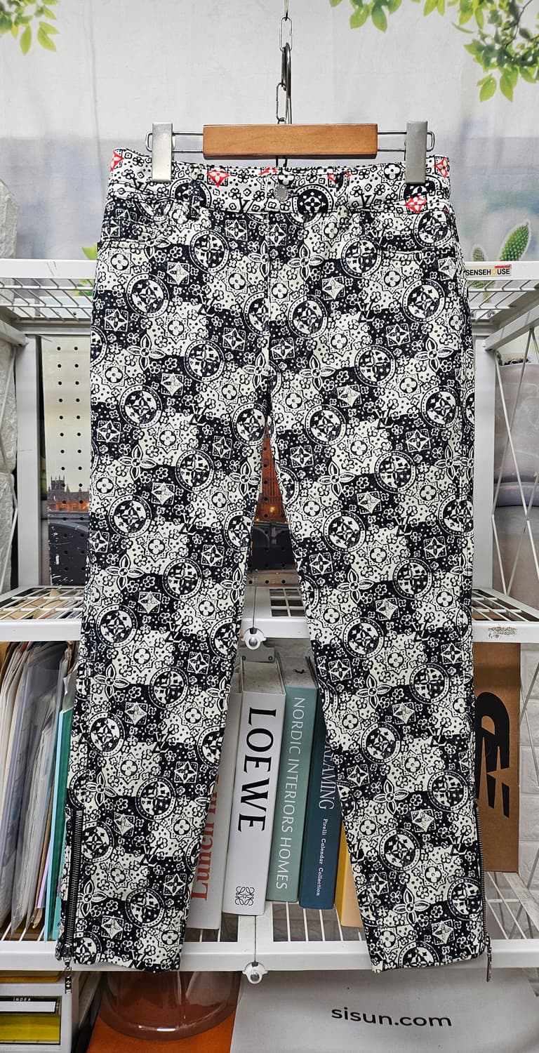 루이비통 여성팬츠 26 모노그램 슬림팬츠 명품바지 WL85 상품이미지1